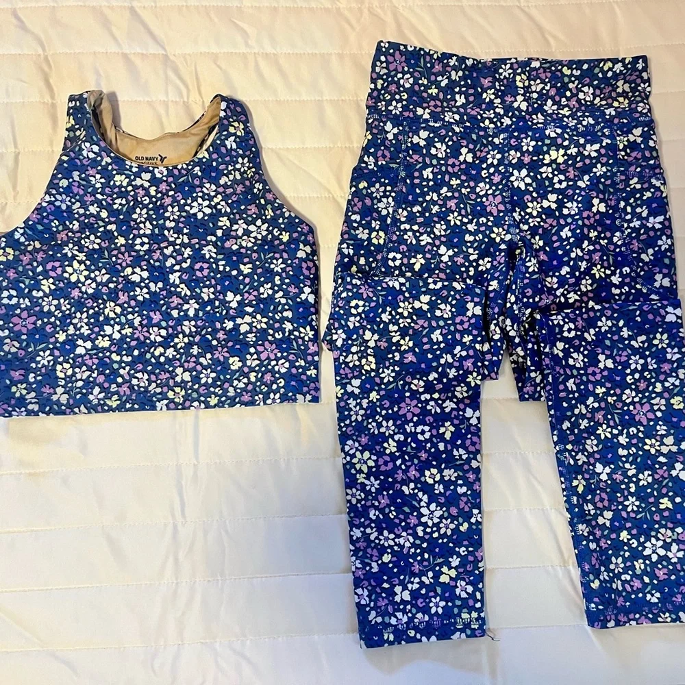 Old Navy Blue and Purple Floral Tank and Leggings Active Set EUC